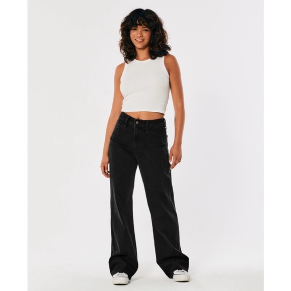 NWT Hollister High-Rise Baggy Wide Leg Jeans in Washed Black Size 5 or 27 - Picture 1 of 13